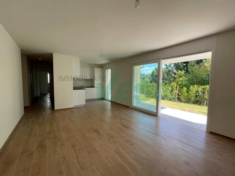 Nuova, piccola e curata palazzina in zona molto soleggiata e comoda