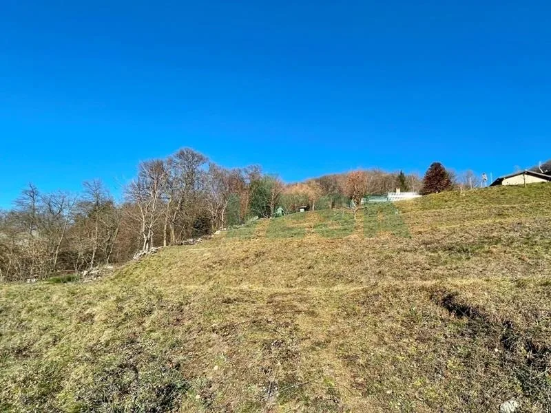 Bel terreno con vista panoramica