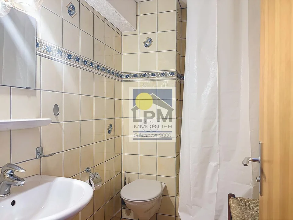 Opportunité ! Convertir deux chambres en un vaste appartement-LOT 1 – photo 9 sur 11
