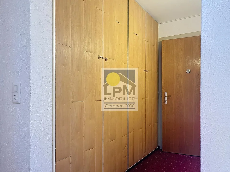 Opportunité ! Convertir deux chambres en un vaste appartement-LOT 1