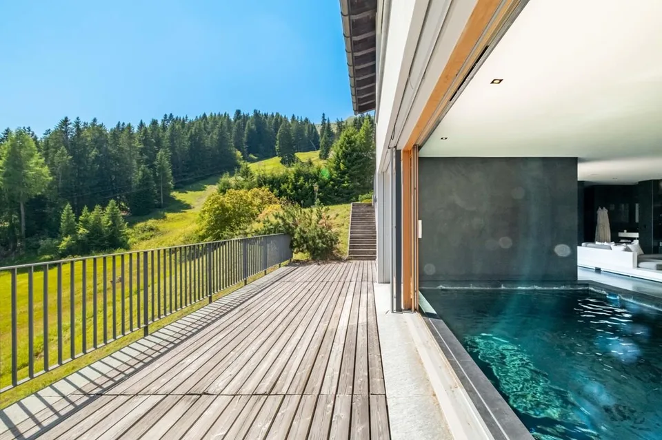 Edles Bergresidenz Ensemble an privilegierter Ski-in-/Ski-out Lage