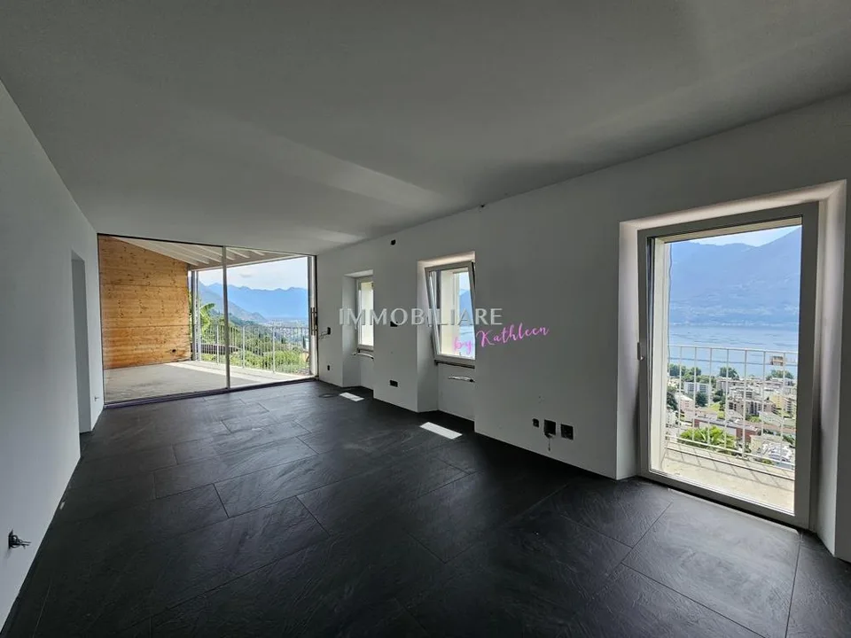 PER ARTIGIANI: Casa da ristrutturare - Tessiner Haus zum Sanieren