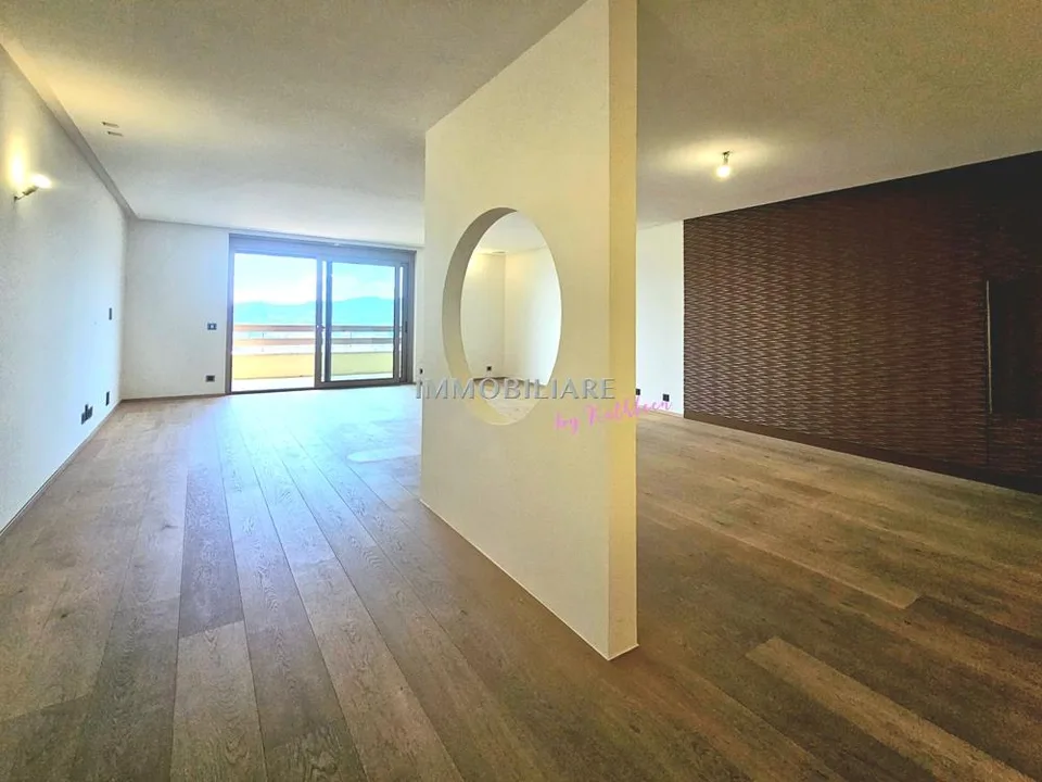 Luxuriöse Ferienwohnung mit Panorama-Seeblick über Lugano – Foto 18 von 29