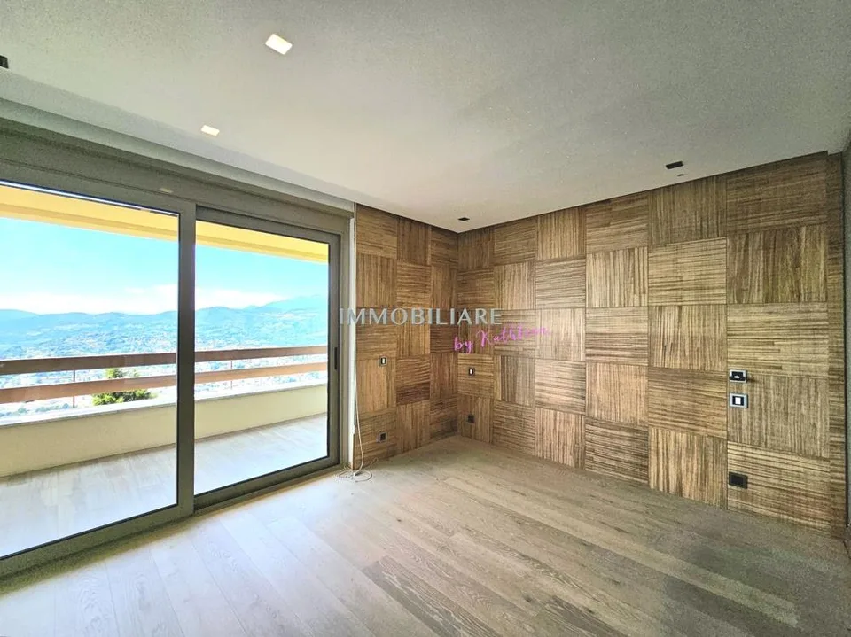 Luxuriöse Ferienwohnung mit Panorama-Seeblick über Lugano – Foto 13 von 29