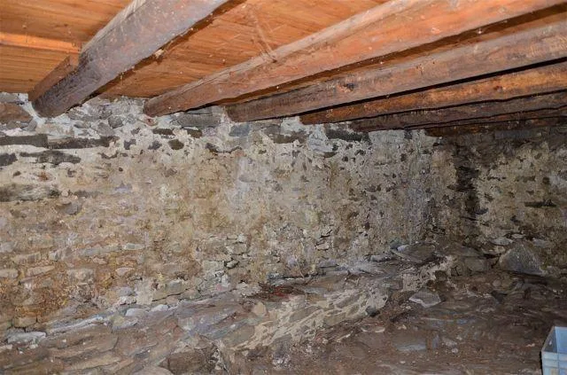 2 rustici da rinnovare con progetto in una posizione soleggiata e t... – Foto 11 von 22