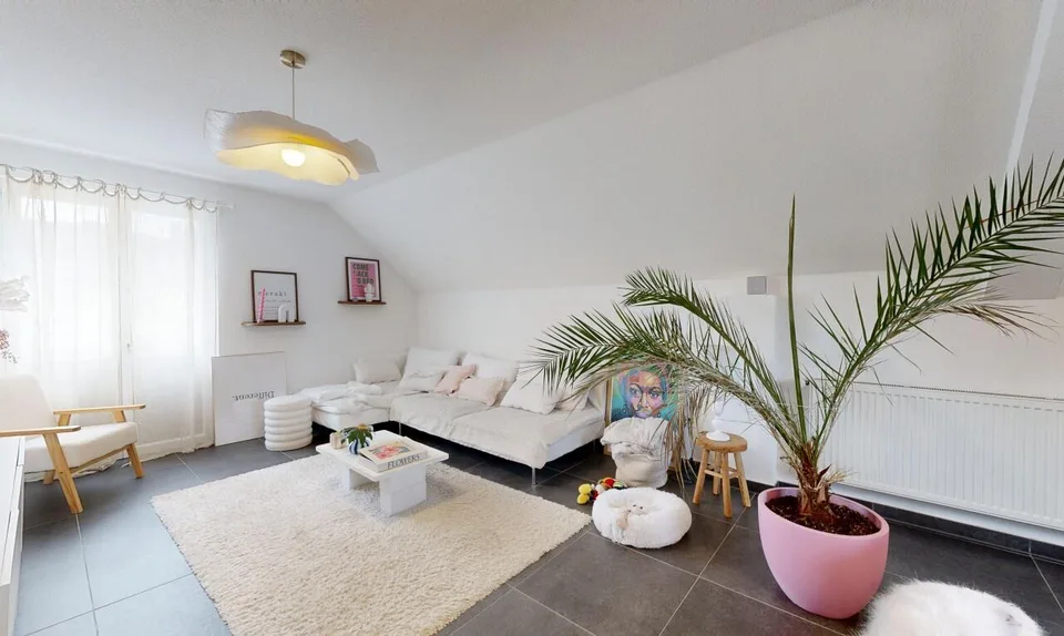 Immeuble avec excellent Rendement Entièrement Rénové  !