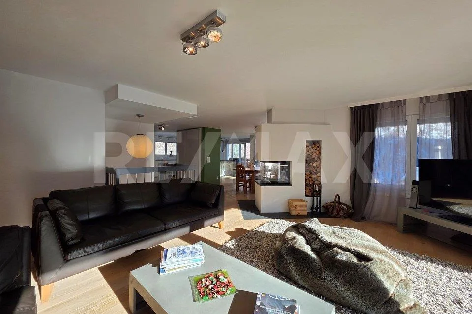 Luxury Holiday Apartment in Saas-Fee: Alpine & Modern