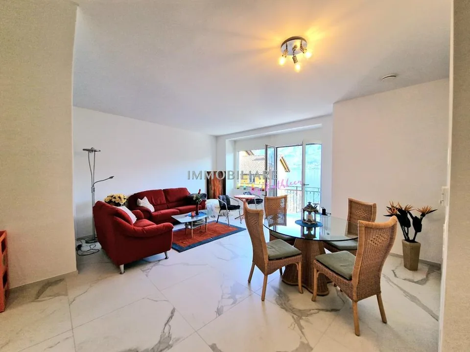 Sanierte Wohnung mit Seeblick und Garage, Seezugang öffentl. gegenüber