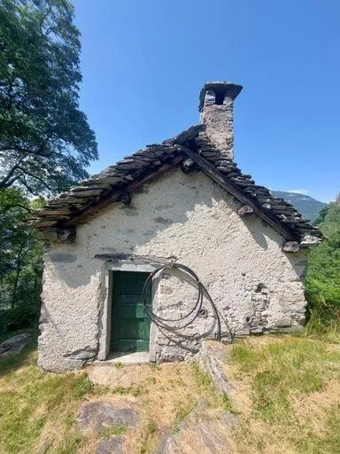 2 Rustici zum Ausbauen, sonnig, ruhig mit Aussicht in der Natur / 2...