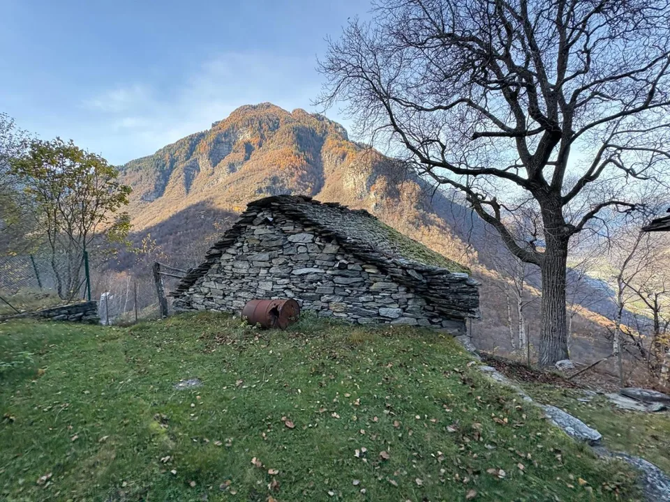 2 Rustici zum Ausbauen, sonnig, ruhig mit Aussicht in der Natur / 2... – photo 19 sur 28