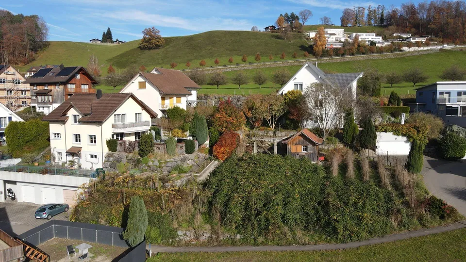 Attraktives Bauland an erhöhter Lage