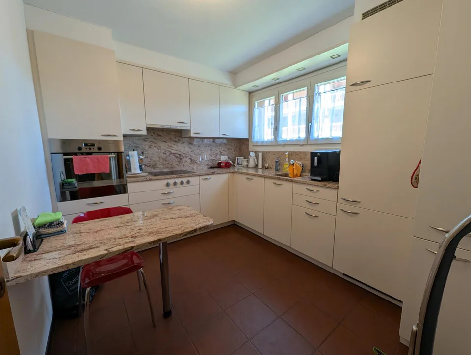 SPLENDIDO APPARTAMENTO 4.5 LOCALI A SOLO 2 PASSI DAL LAGO – Foto 9 von 20