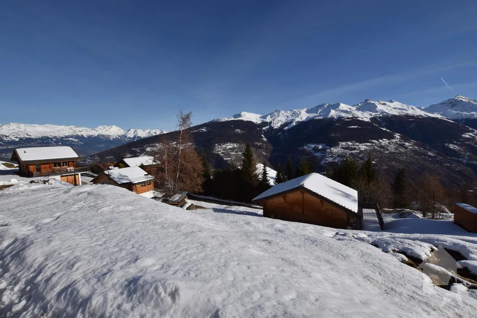 Jolis terrains à construire proche de la station
