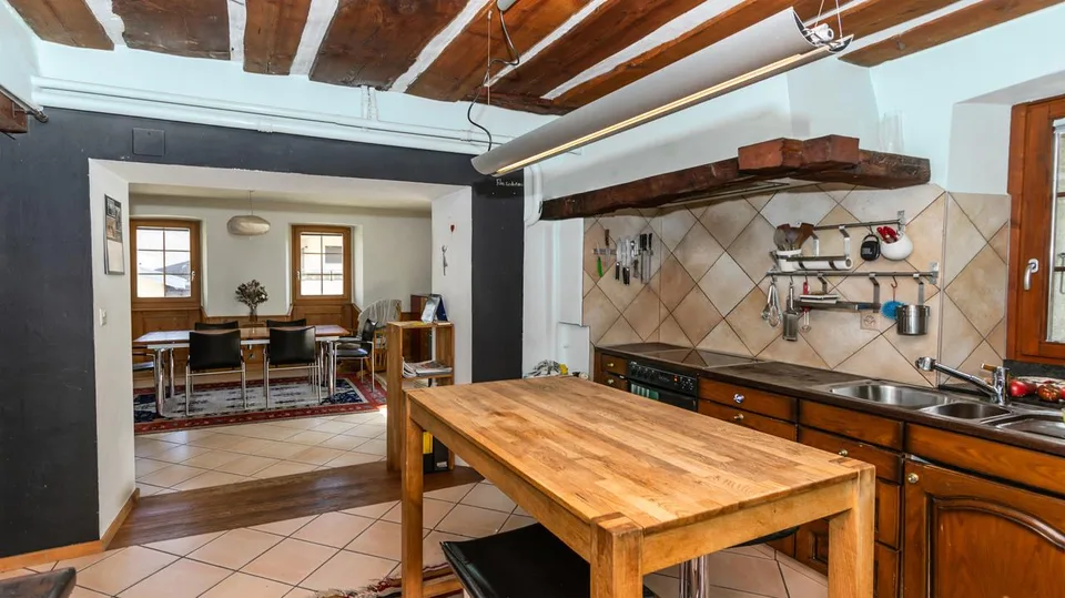 A VENDRE MAISON AVEC CACHET 5.5 PCES A CHAMOSON
