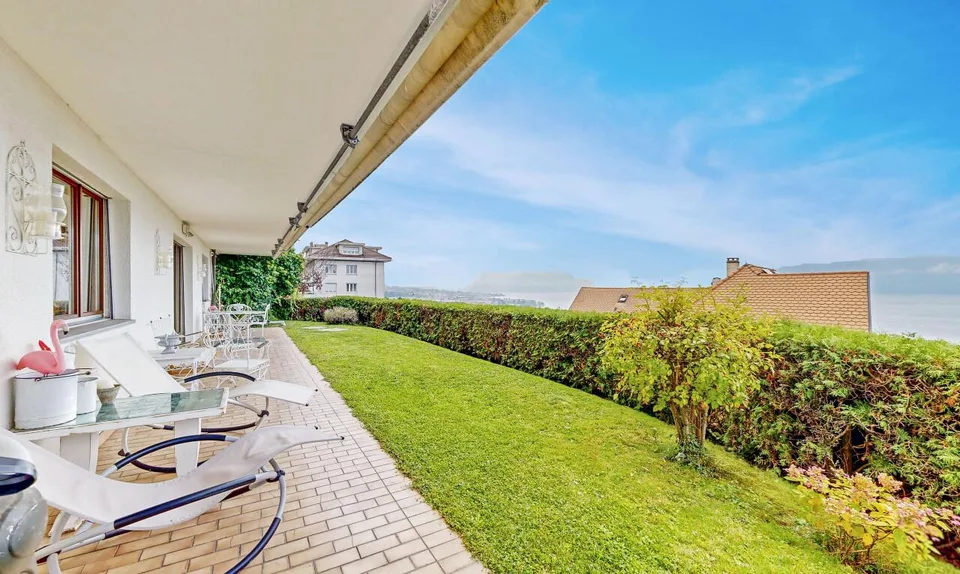 Vue panoramique et jardin privatif - un cadre de vie d’exception!
