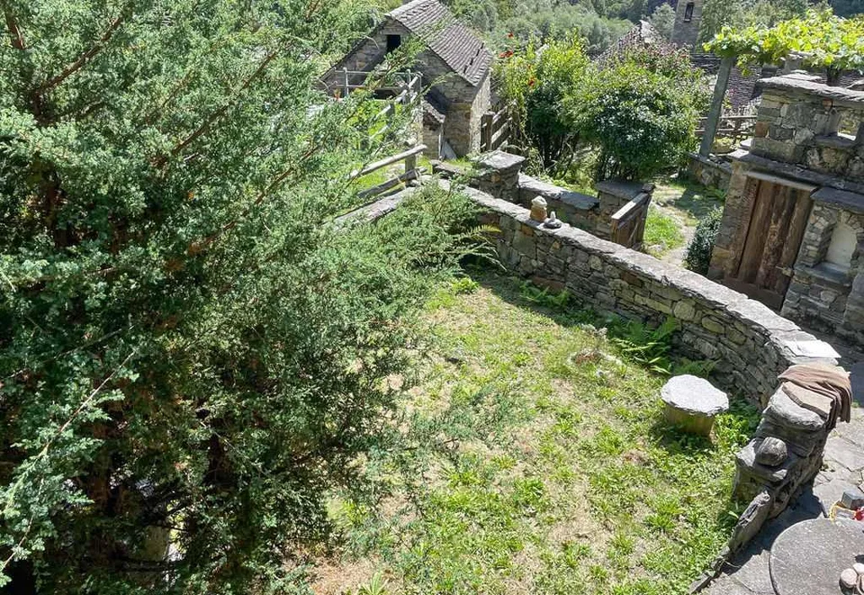 zwei schöne Rustici mit Garten und Aussicht / due rustici con giard... – Foto 22 von 24