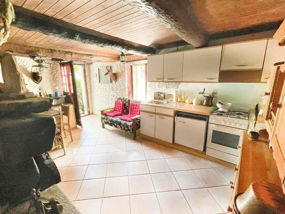 zwei schöne Rustici mit Garten und Aussicht / due rustici con giard... – Foto 9 von 24