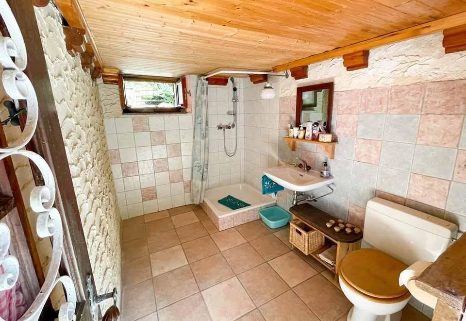 zwei schöne Rustici mit Garten und Aussicht / due rustici con giard... – Foto 12 von 24