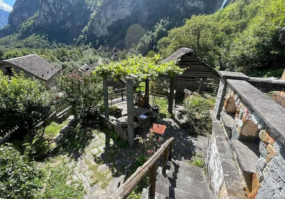 Schönes 3,Zimmer-Rustico  mit privatem Garten und schöner Aussicht ...