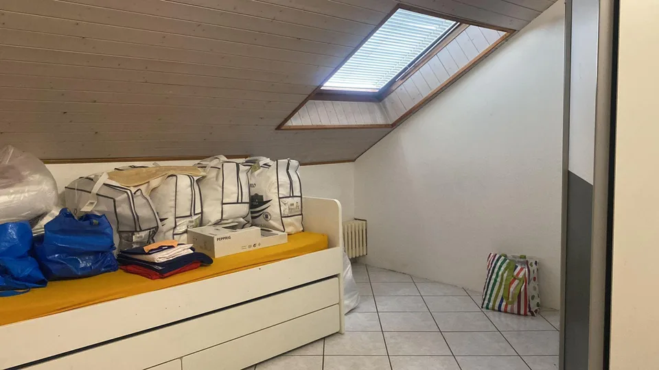2-Familienhaus mit 6 1/2- und 2 1/2-Zimmer-Wohnungen / casa bifamil... – Foto 13 von 16