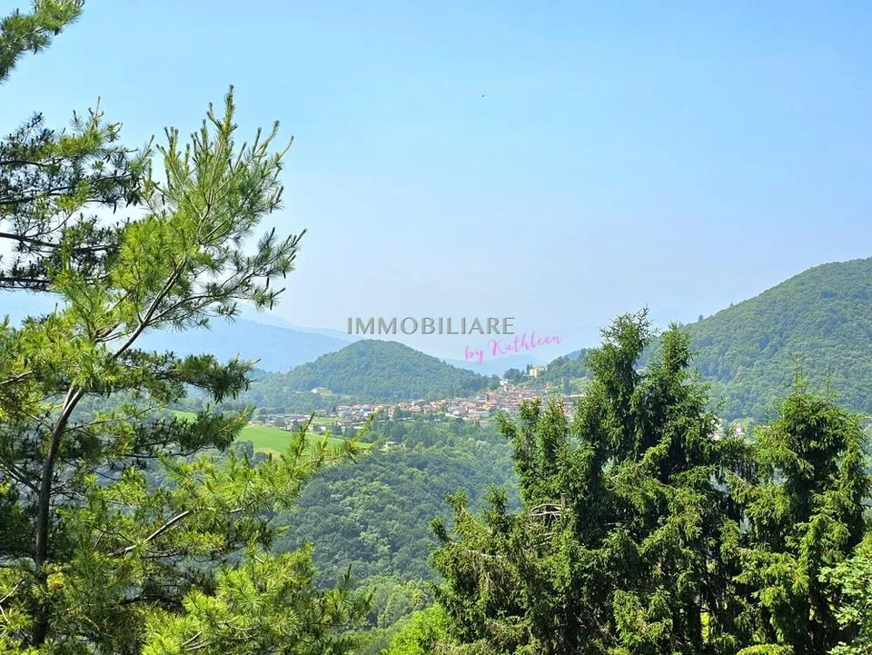 Vivere nella natura, 2'300 m²  terreno edificabile, vista panoramica