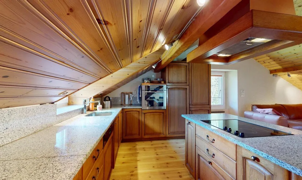 Exclusivité: Maison familiale de 2 appartements et un studio à Salvan