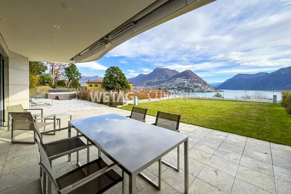 Zum Verkauf in Lugano: Moderne Duplex-Wohnung mit privatem Garten &...