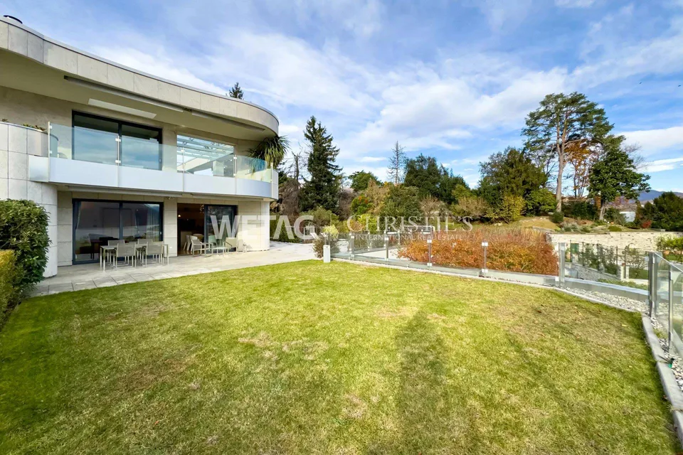Zum Verkauf in Lugano: Moderne Duplex-Wohnung mit privatem Garten &...