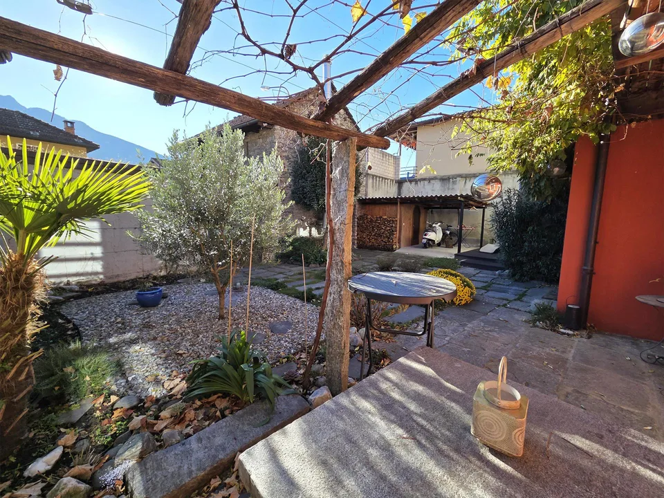 Casa tipica ticinese di 6 locali