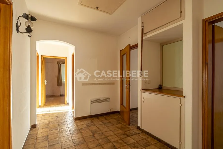 MAISON INDIVIDUELLE AVEC JARDIN À LOSTALLO – photo 10 sur 21