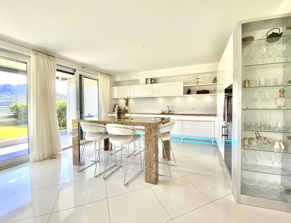 APPARTAMENTO FAMIGLIARE CON GIARDINO PRIVATO