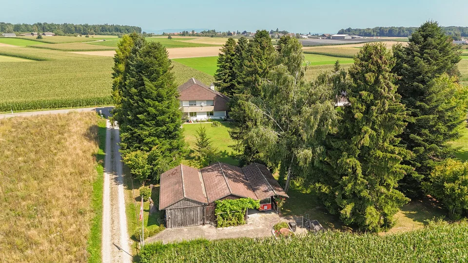 Anwesen mit parkähnlichem Garten an einzigartiger Lage – photo 18 of 19