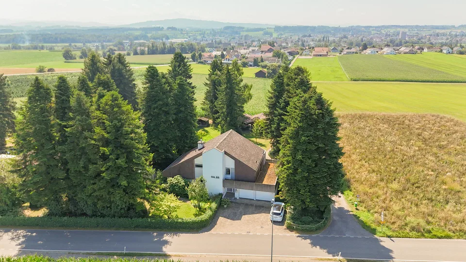 Anwesen mit parkähnlichem Garten an einzigartiger Lage