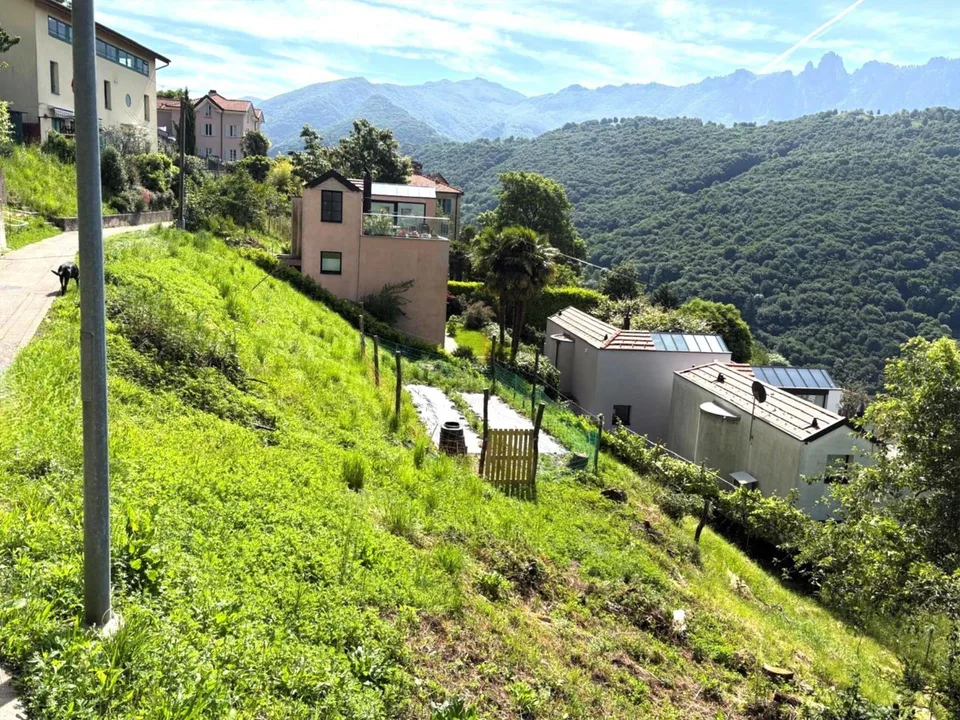 COSTRUISCI LA TUA CASA PRIMARIA LONTANA DAL TRAFFICO