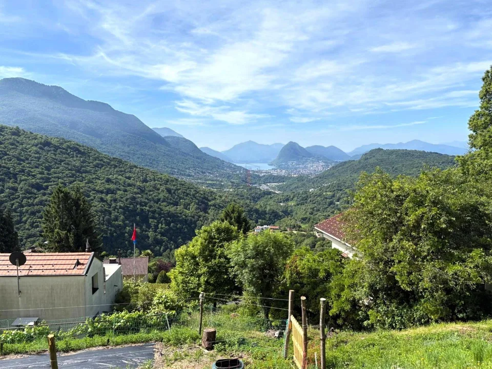 COSTRUISCI LA TUA CASA PRIMARIA LONTANA DAL TRAFFICO