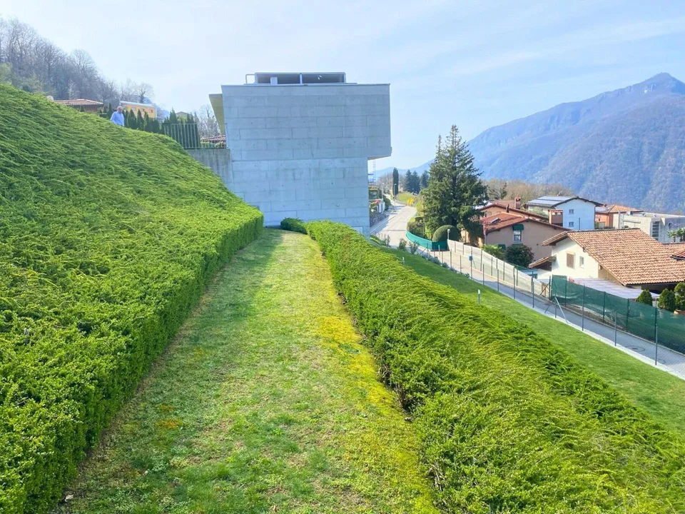 COSTRUISCI LA TUA CASA VISTA LAGO