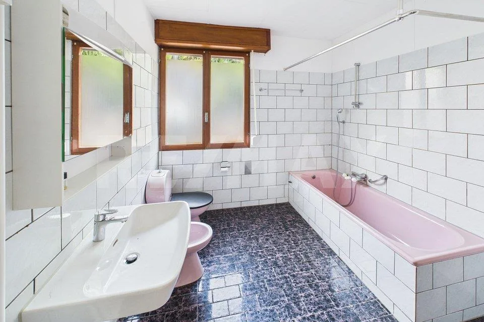 Palazzina di 4 appartamenti con vista aperta