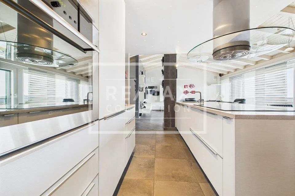 Una villa da sogno! Dove panorama, eleganza moderna e design si fon... – Foto 9 von 13