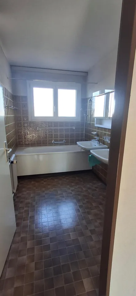 4-Zimmer-Wohnung inkl. 2 Tiefgaragenplätzen – Foto 6 von 7