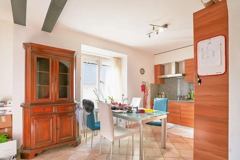 3 1/2-Zimmer-Einfamilienhaus an sehr sonniger, ruhiger Aussichrtsla...