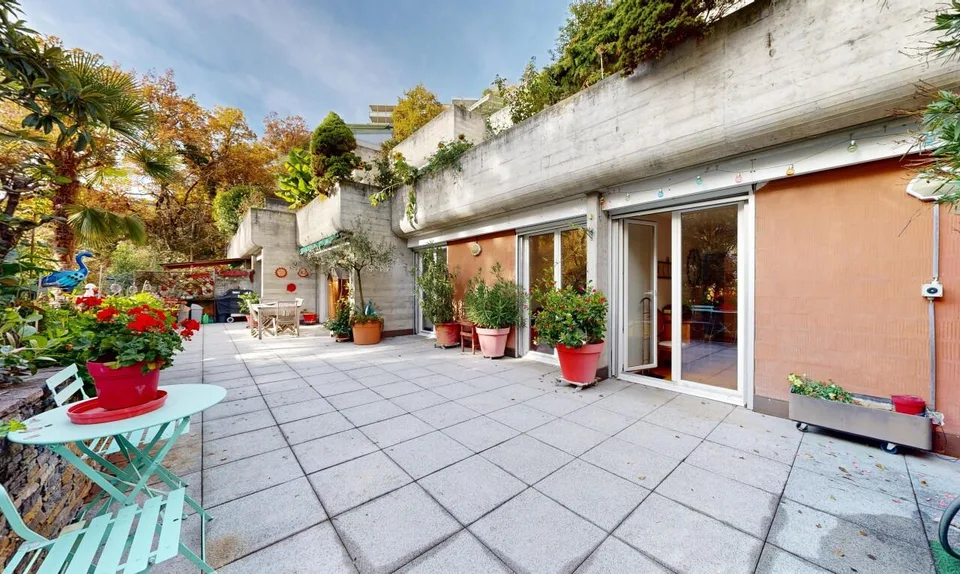 Appartamento al piano terra con terrazza di 80 m² a Sion