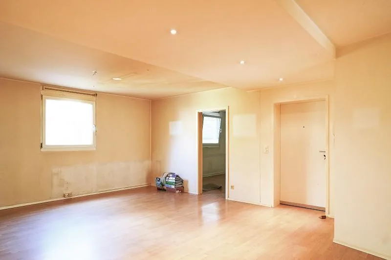 6 1/2-Zimmer-Loft-Wohnung im 1. Stock an zentraler Lage / appartame... – foto 12 di 26