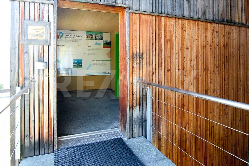 Bürogebäude mit möglicher Umnutzung zum Erstwohnsitz