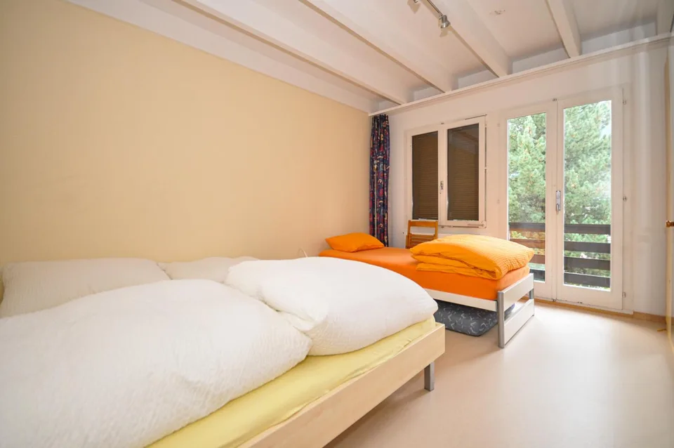"Charmante 4.5-Zimmer-Wohnung mit Garage in Scuol (Sent)" – foto 22 di 26