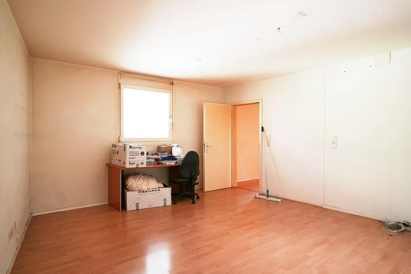 6 1/2-Zimmer-Loft-Wohnung im 1. Stock an zentraler Lage / appartame... – Foto 11 von 26