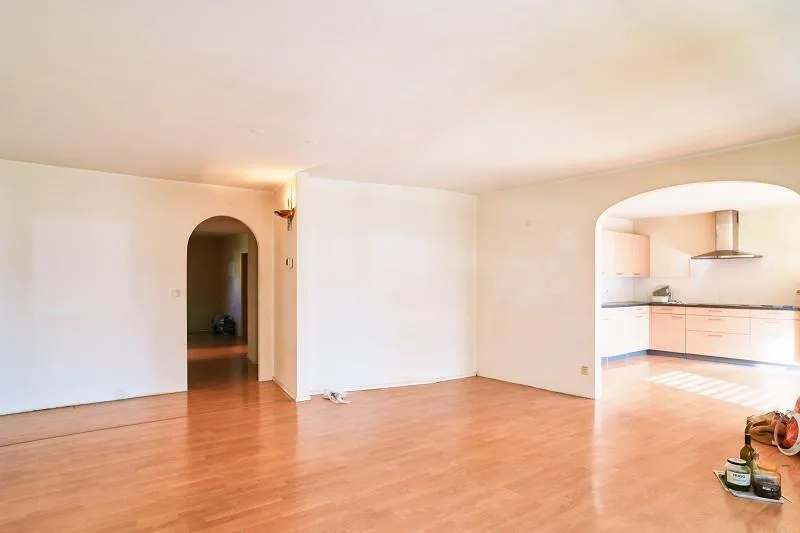 6 1/2-Zimmer-Loft-Wohnung im 1. Obergeschoss an zentraler Lage / ap...