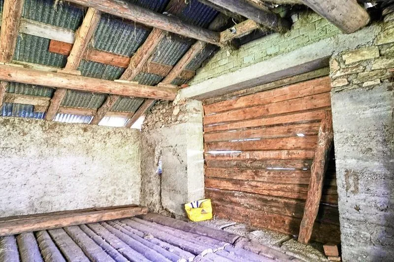 3-Zimmer-Rustico zum Ausbaubewilligung an sehr ruhiger, sonniger Au... – Foto 6 von 16