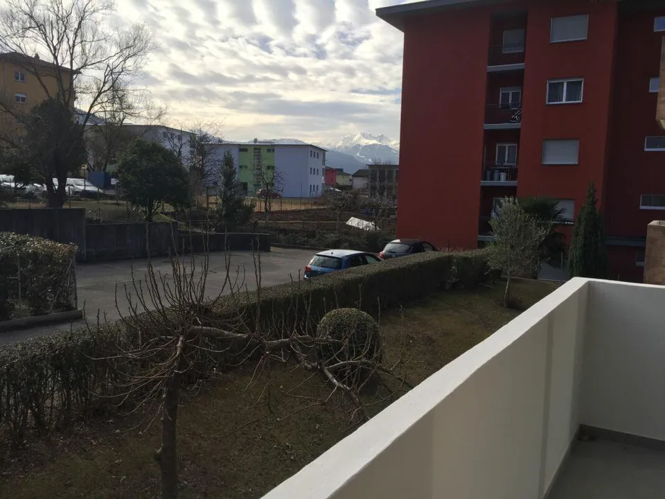 APPARTAMENTO RISTRUTTURATO DI 3.5 LOCALI - OTTIMA POSIZIONE – photo 12 of 13