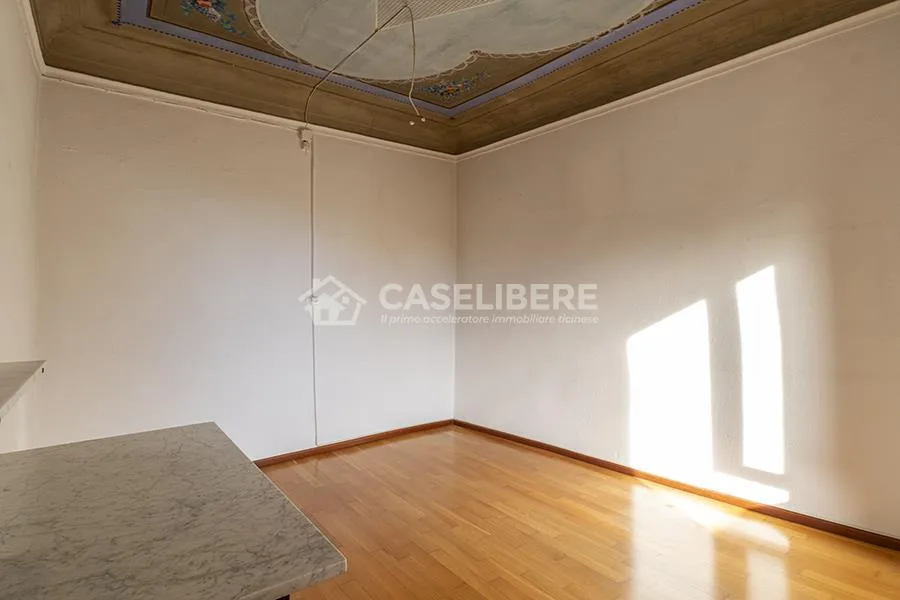 CASA IN CORTE DI 5.5 LOCALI A PURA + RUSTICO – foto 15 di 24