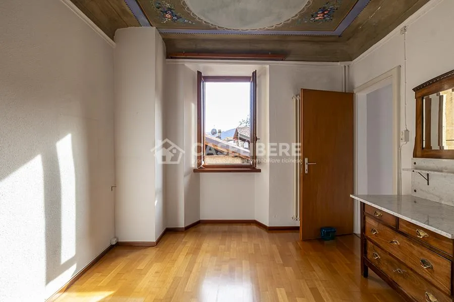 CASA IN CORTE DI 5.5 LOCALI A PURA + RUSTICO – foto 16 di 24